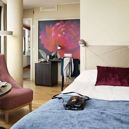 Thon Forum Otel 4*